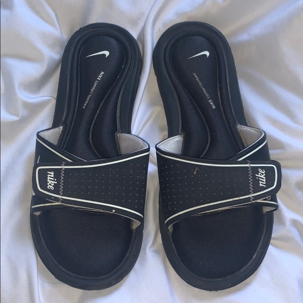 Memory foam Nike slides